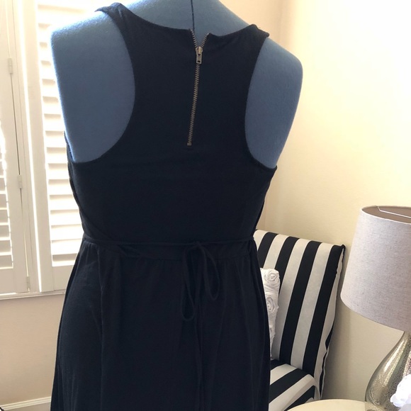 Black dress - Picture 2 of 2